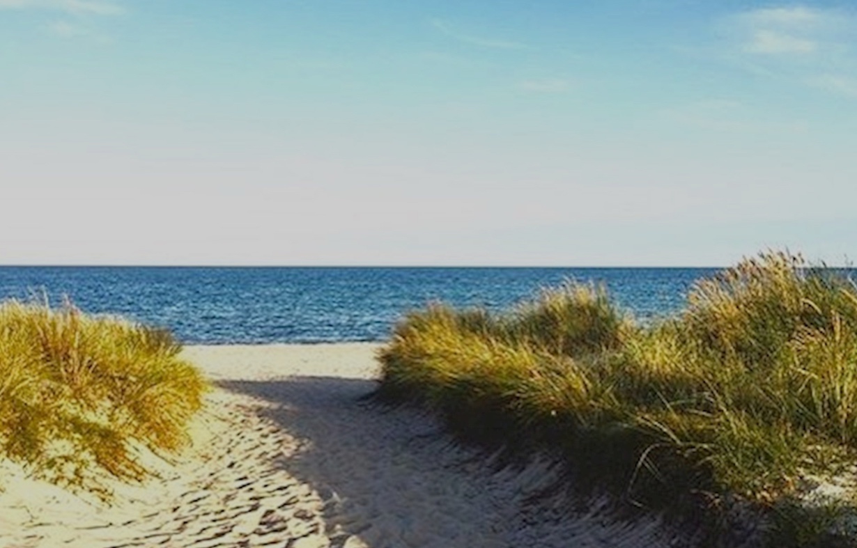 Bøtø Strand — klitter og hav 1 km fra House of Love